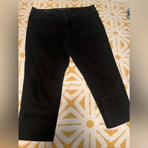 Lane Bryant Black skinny jeans, only worn a few times. Mint condition.